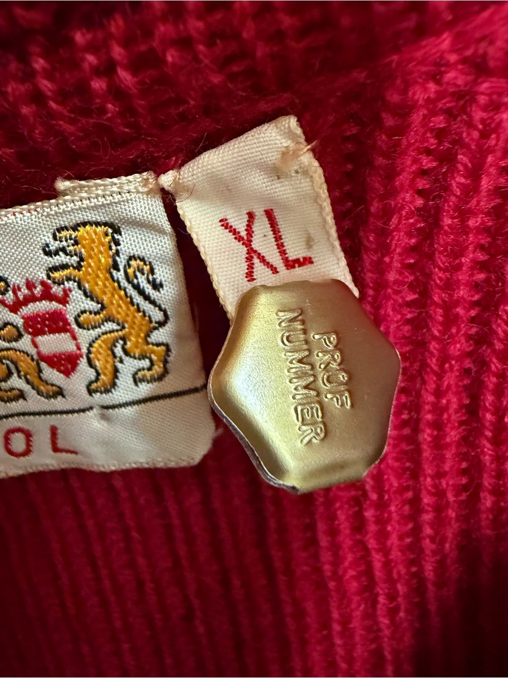 Vintage B Teller Austria 100% Pure New Wool Zip Sweater Burgundy Rib Knit XL - Picture 5 of 9